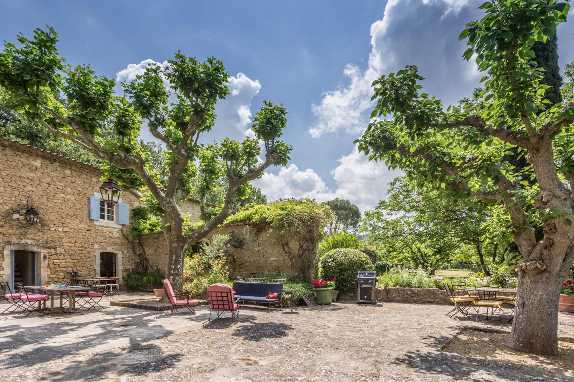 La Maison Des Artistes Ménerbes Kültér fotó