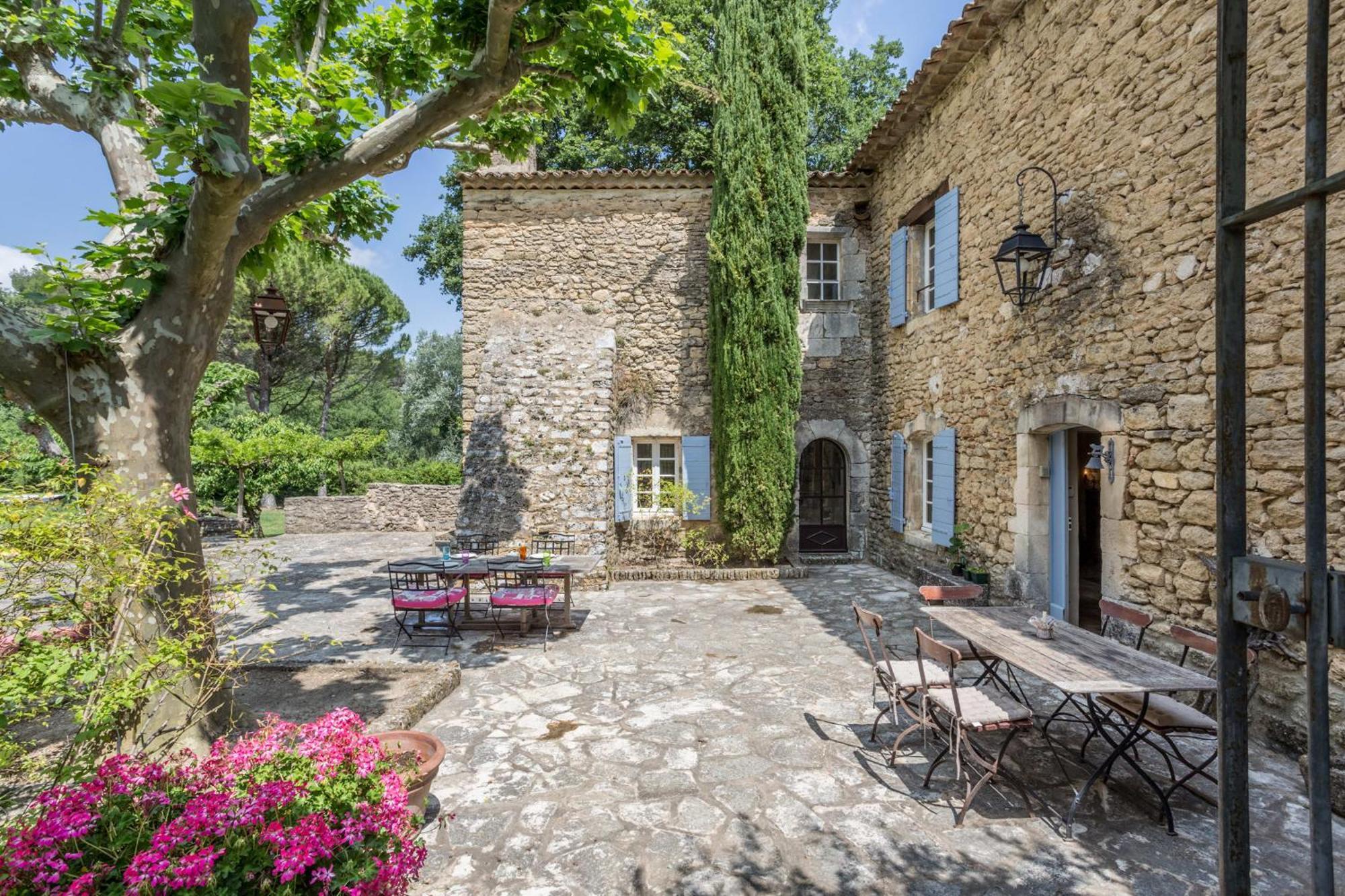 La Maison Des Artistes Ménerbes Kültér fotó
